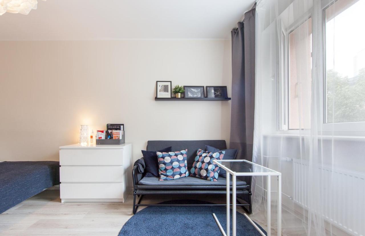 Scandinavian Style Apartment In City Center Tallinn Exterior foto