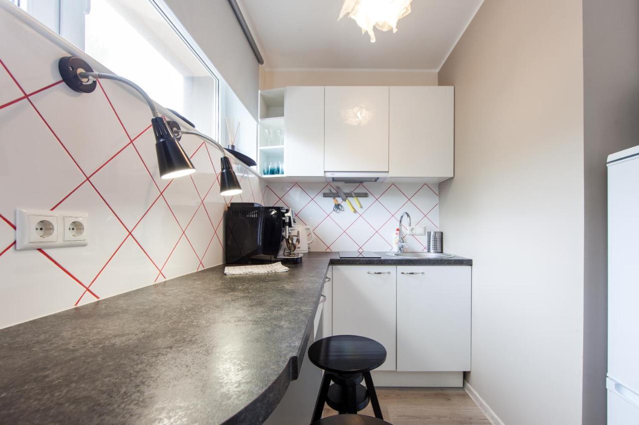 Scandinavian Style Apartment In City Center Tallinn Exterior foto